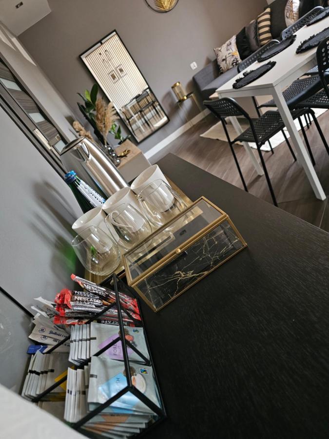 Chelosiowy Apartament Targi Kielce Jaworznia Buitenkant foto